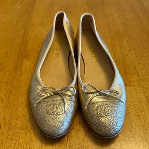 Chanel Golden vintage flats 40